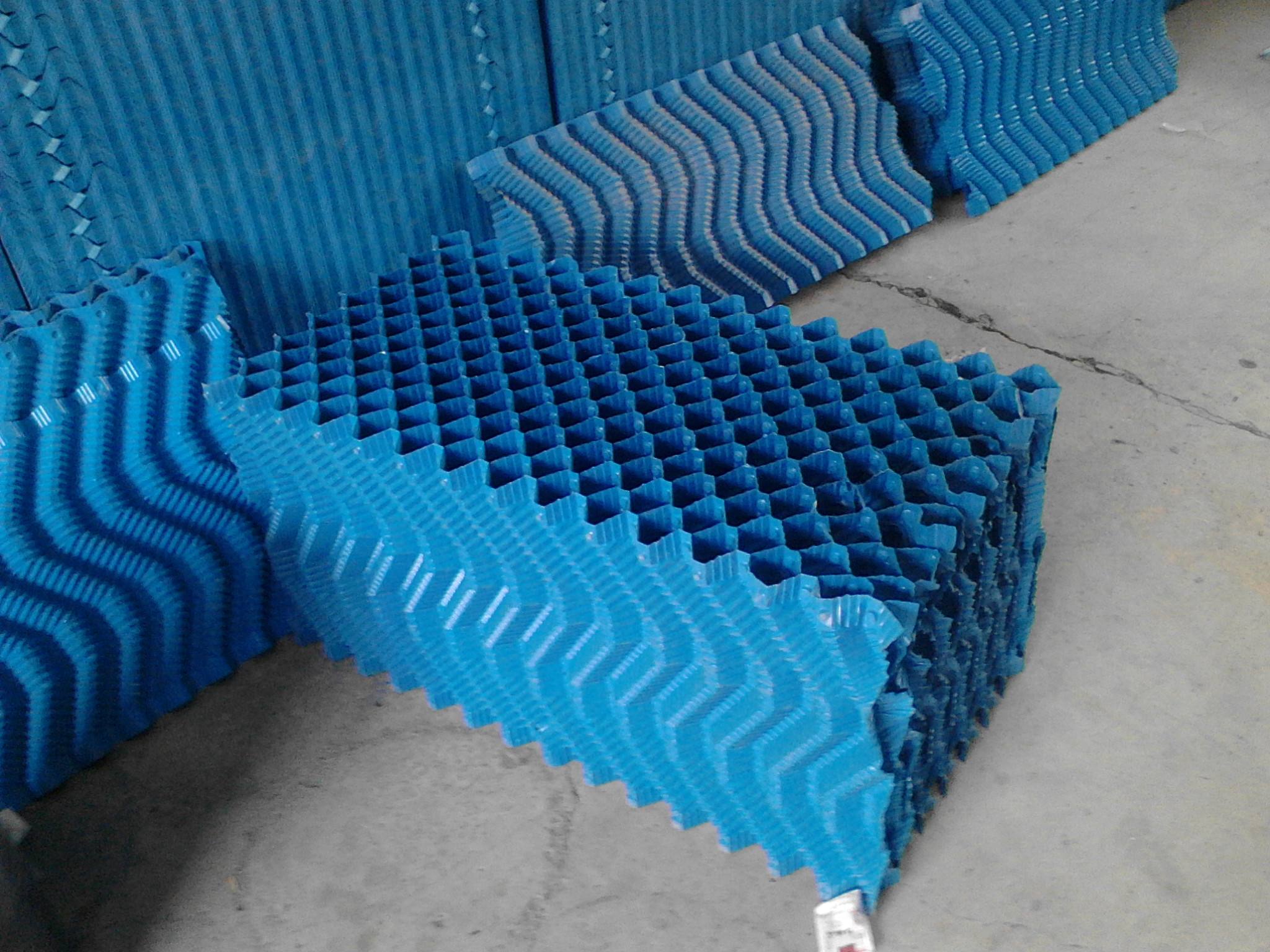 冷卻塔填料成(chéng)品圖