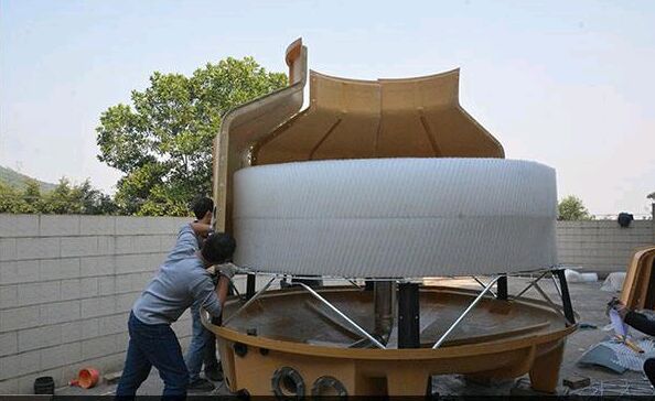 安裝（zhuāng）冷卻塔施工（gōng）現場